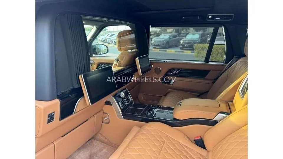 Land Rover Range Rover 2020 for Sale in Dubai Image-11