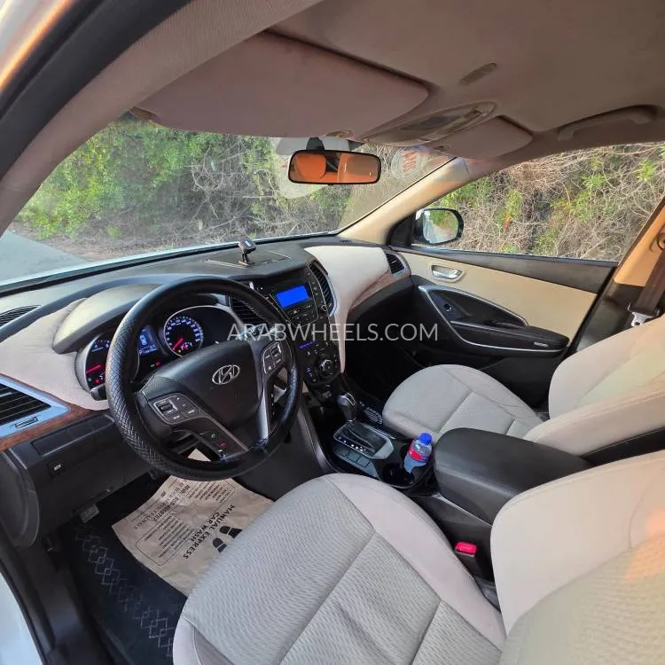 Hyundai Santa Fe 2014 for Sale in Sharjah Image-7