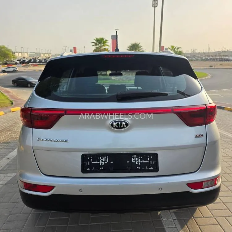 Kia Sportage 2016 for Sale in Sharjah Image-9
