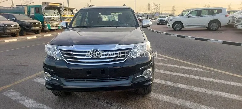 Toyota Fortuner 2011 for Sale in Dubai Image-2