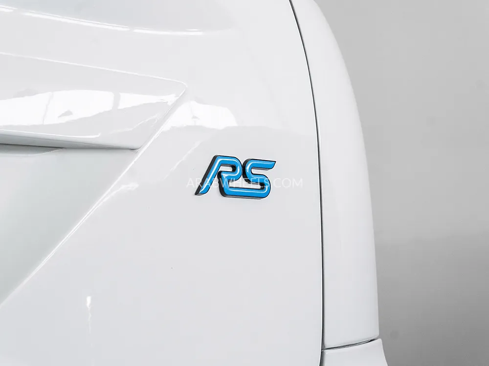 فورد فوكس 2009 for Sale in دبي Image-16