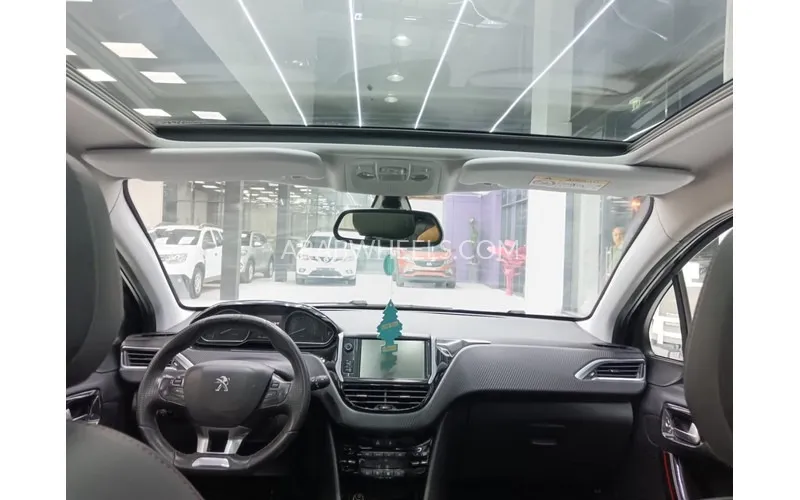 بيجو 208 2016 for Sale in دبي Image-5