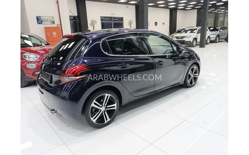 بيجو 208 2016 for Sale in دبي Image-7