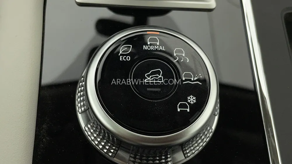 Mitsubishi Outlander 2025 for Sale in Dubai Image-36