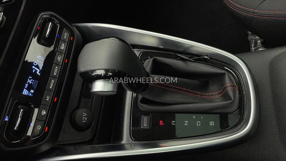 Chevrolet Groove 2024 for Sale in Dubai Image-18