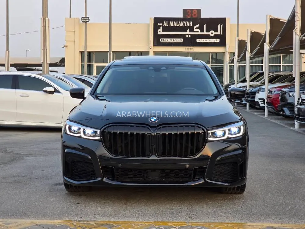 بي إم دبليو الفئة السابعة 2019 for Sale in دبي Image-2