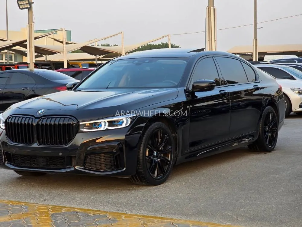 بي إم دبليو الفئة السابعة 2019 for Sale in دبي Image-4
