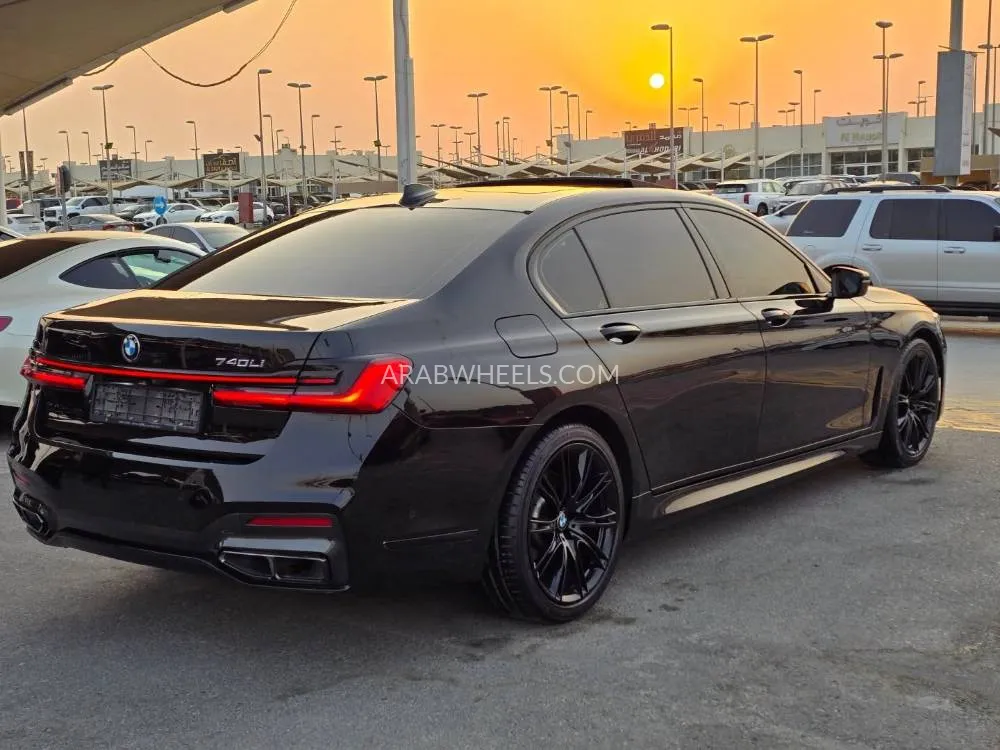 بي إم دبليو الفئة السابعة 2019 for Sale in دبي Image-19