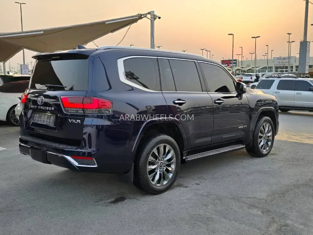 Toyota Land Cruiser 2023 for Sale in Dubai Image-18
