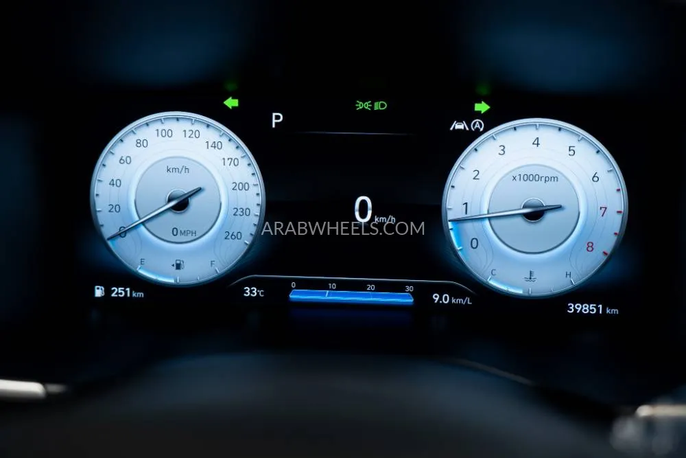 هيونداي سانتا في 2023 for Sale in أم القيوين Image-8