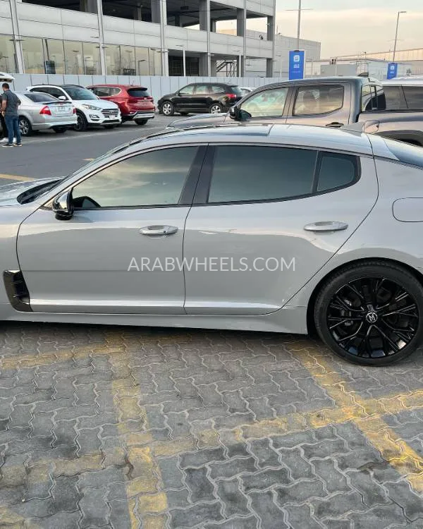 كيا ستينجر 2020 for Sale in الشارقة Image-5