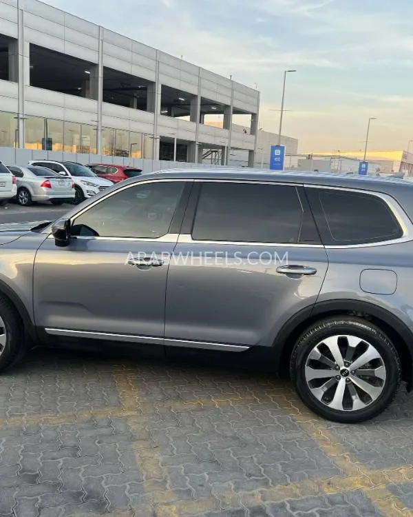 Kia Telluride 2021 for Sale in Sharjah Image-5