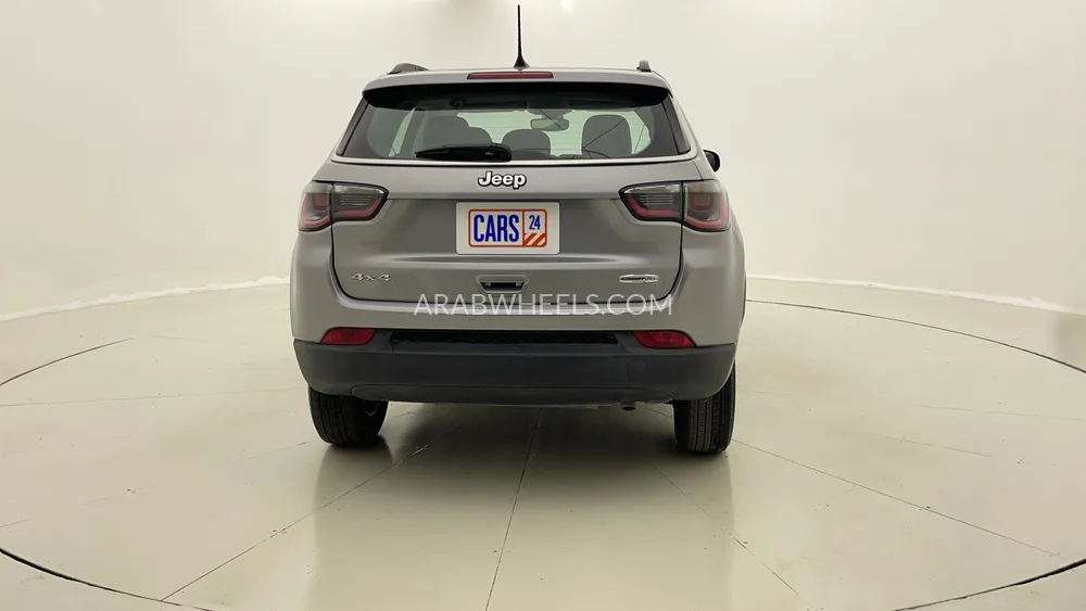 جيب كومباس 2019 for Sale in دبي Image-4