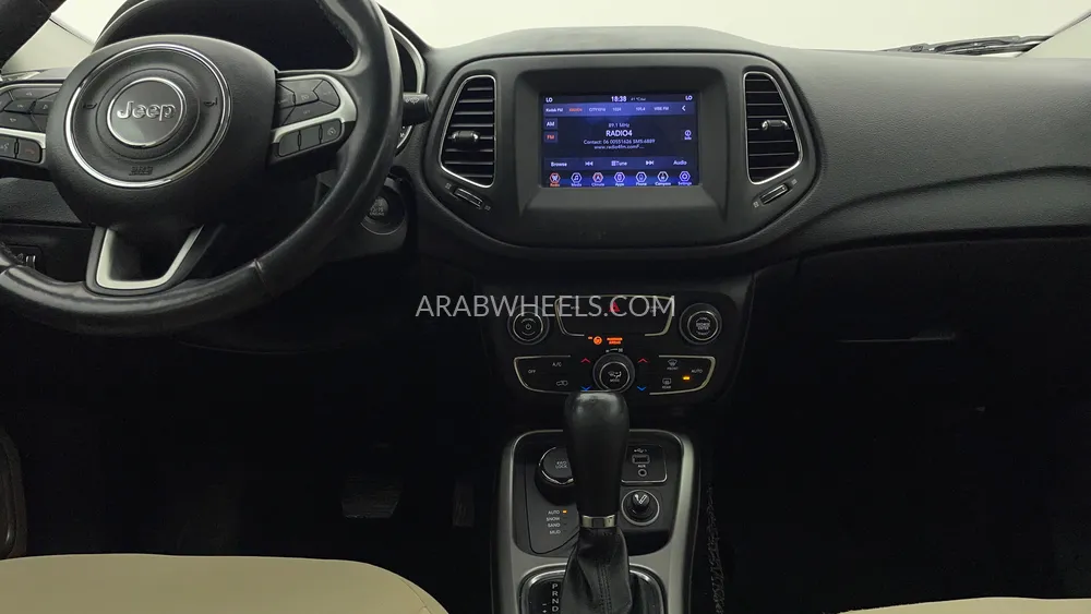 جيب كومباس 2019 for Sale in دبي Image-14