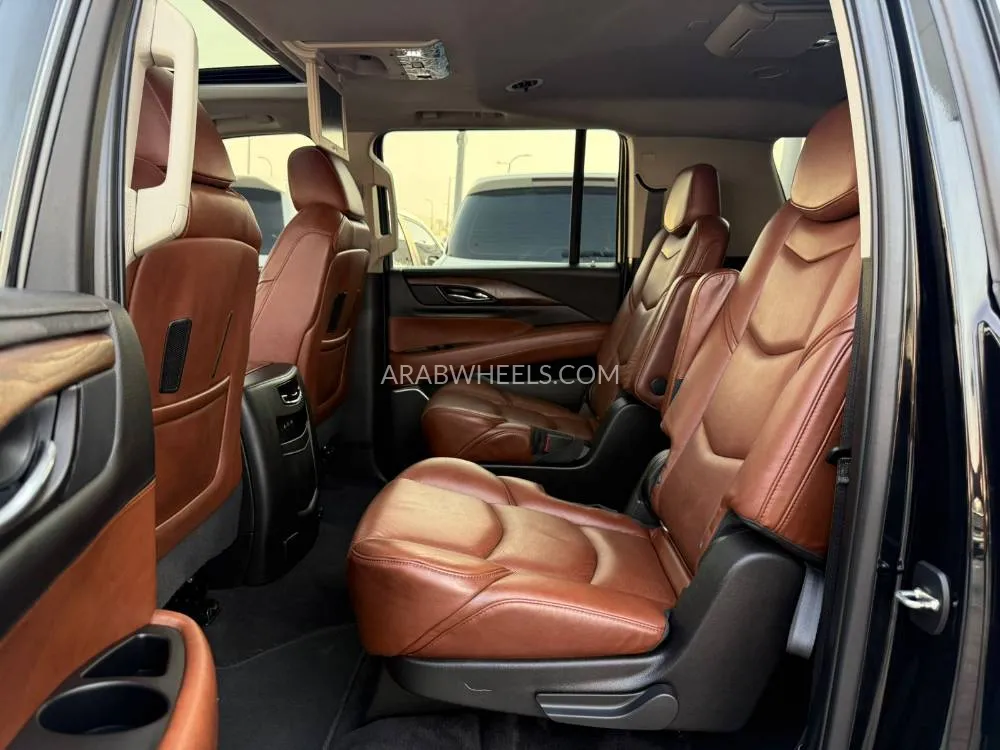 Cadillac Escalade 2020 for Sale in Abu Dhabi Image-8