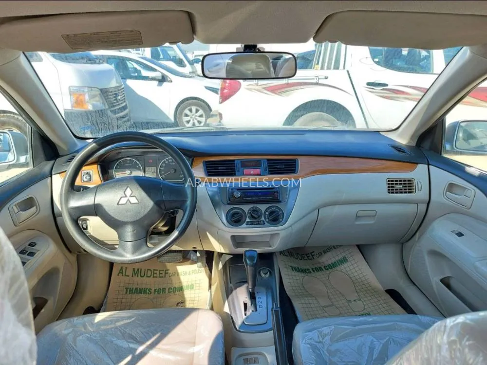 Mitsubishi Lancer 2013 for Sale in Sharjah Image-3