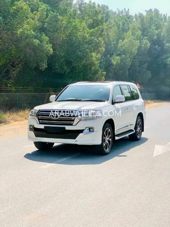 Toyota Land Cruiser 2020 for Sale in Sharjah Image-4