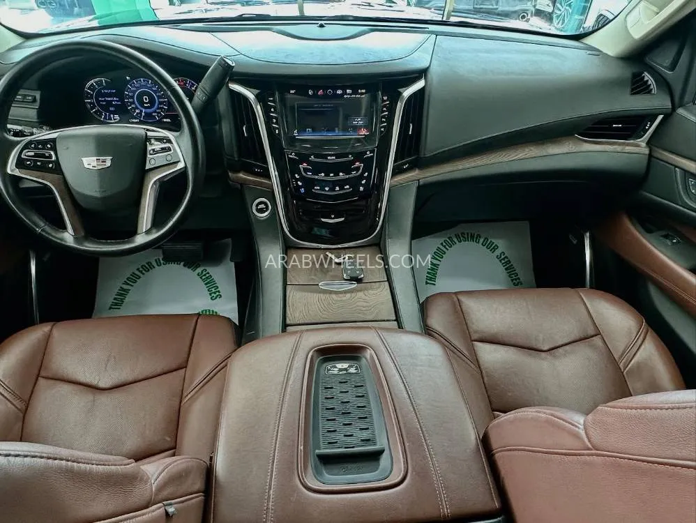 Cadillac Escalade 2017 for Sale in Abu Dhabi Image-7