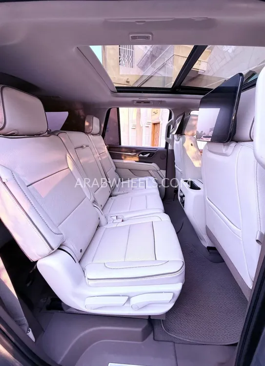 GMC Yukon 2021 for Sale in Dubai Image-11