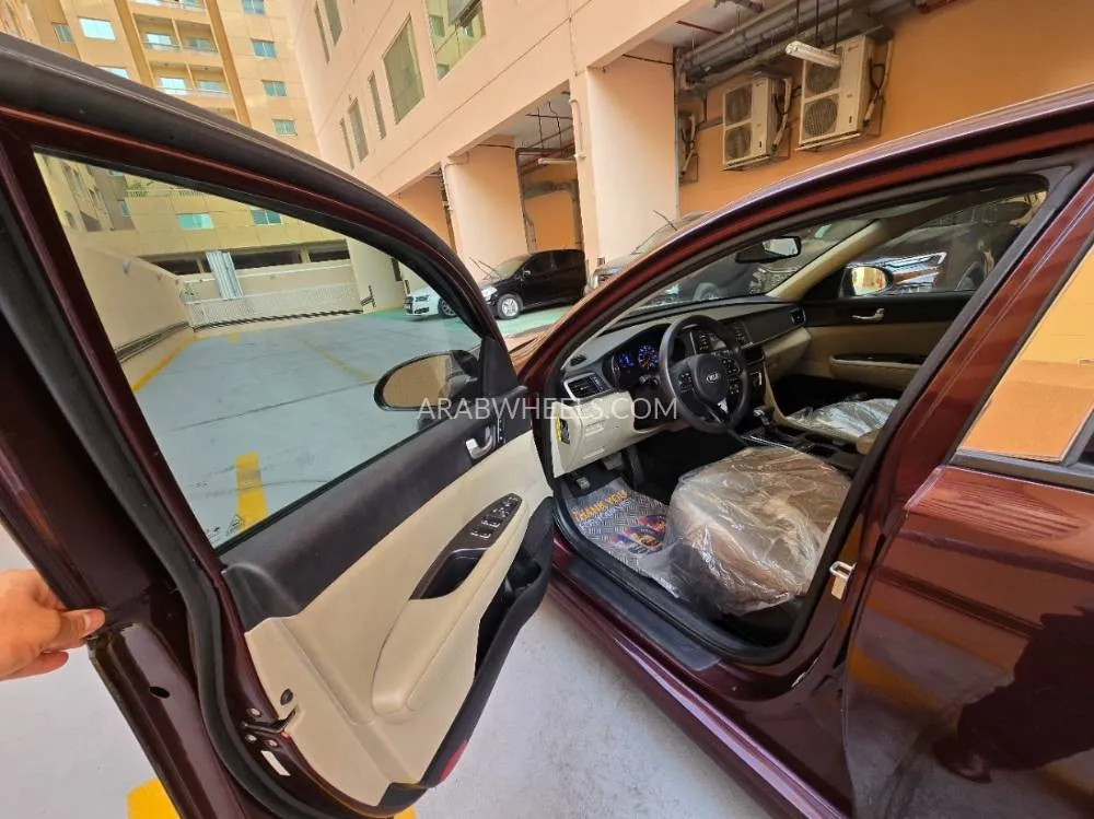 Kia Optima 2016 for Sale in Dubai Image-7