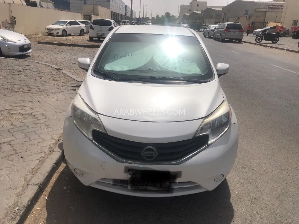 Nissan Versa 2015 for Sale in Ajman Image-2