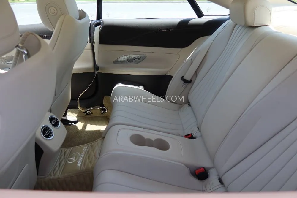 Mercedes Benz E Class 2018 for Sale in Dubai Image-18