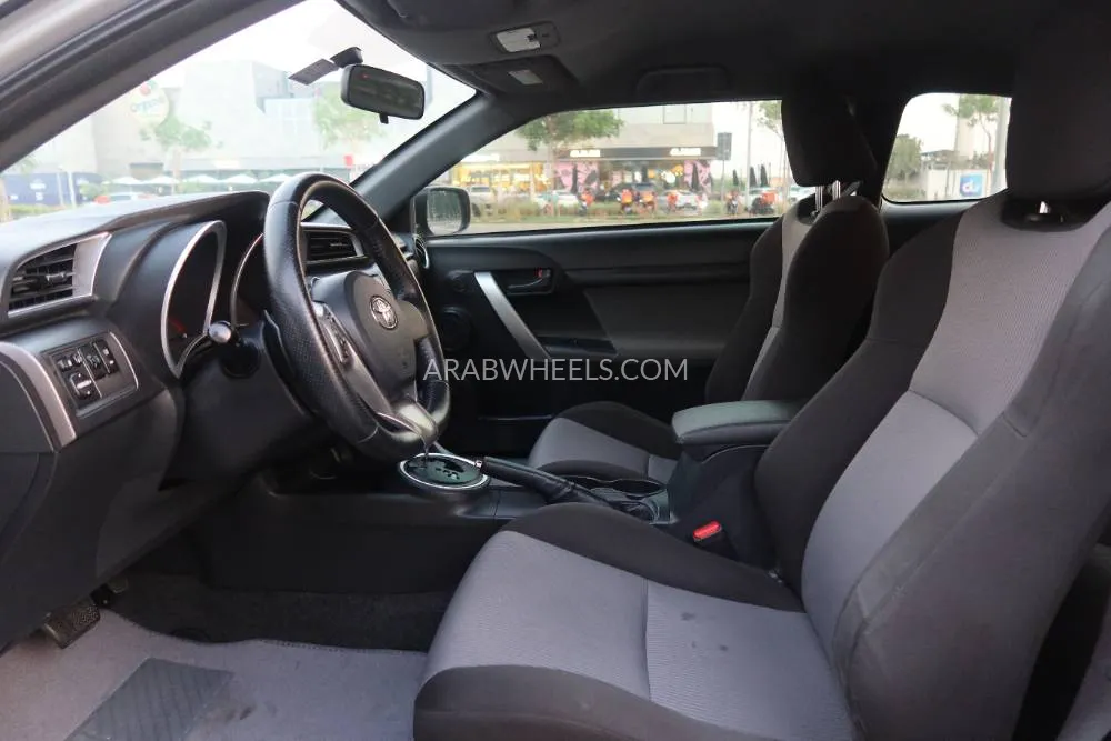 Toyota Zelas 2014 for Sale in Dubai Image-9