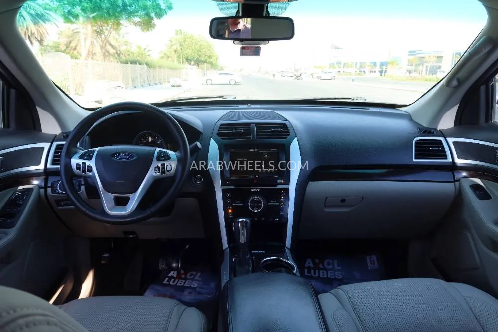 فورد إكسبلورر 2015 for Sale in دبي Image-10