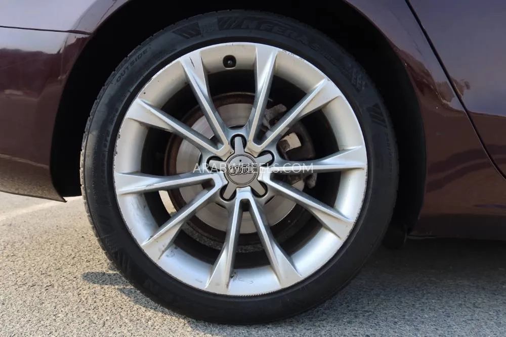 Audi A5 2015 for Sale in Dubai Image-11