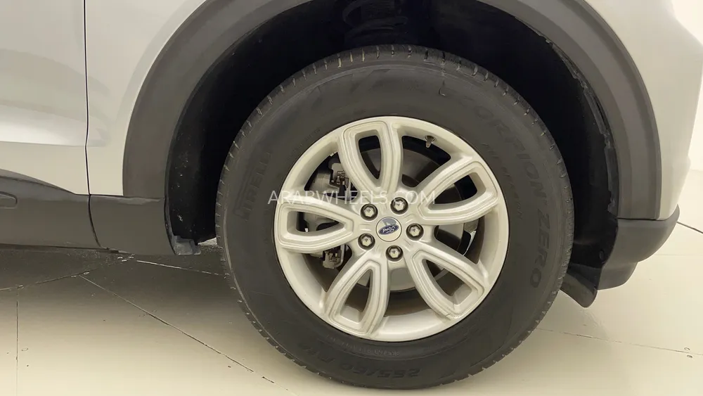 Ford Explorer 2023 for Sale in Dubai Image-10