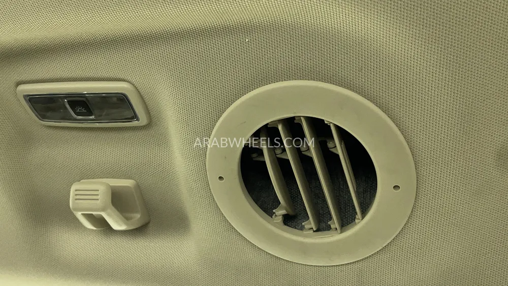 Ford Explorer 2023 for Sale in Dubai Image-23