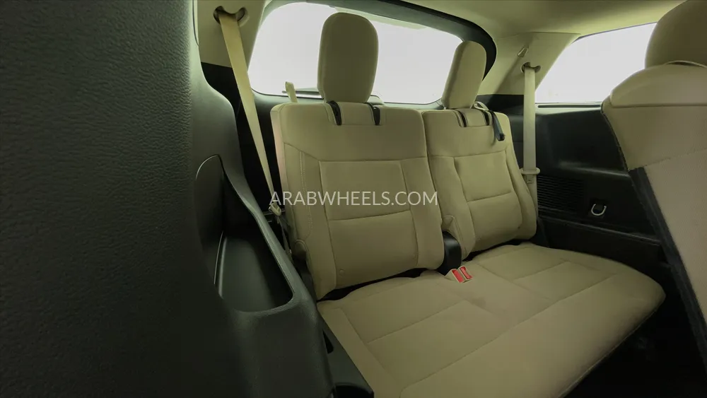 Ford Explorer 2023 for Sale in Dubai Image-39