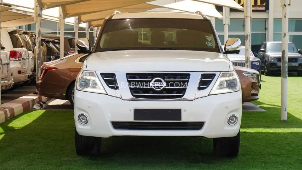 Nissan Patrol 2016 for Sale in Sharjah Image-2