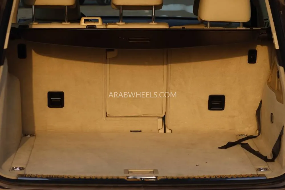 Volkswagen Touareg 2014 for Sale in Dubai Image-15