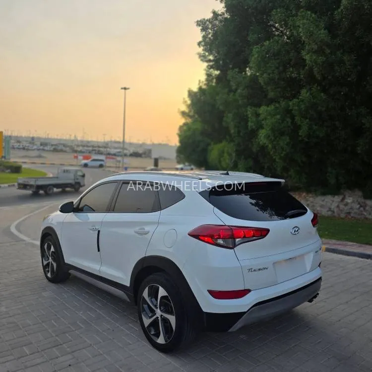 Hyundai Tucson 2017 for Sale in Sharjah Image-15