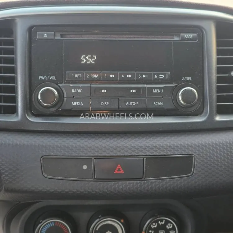 ميتسوبيشي لانسر 2014 for Sale in الشارقة Image-11
