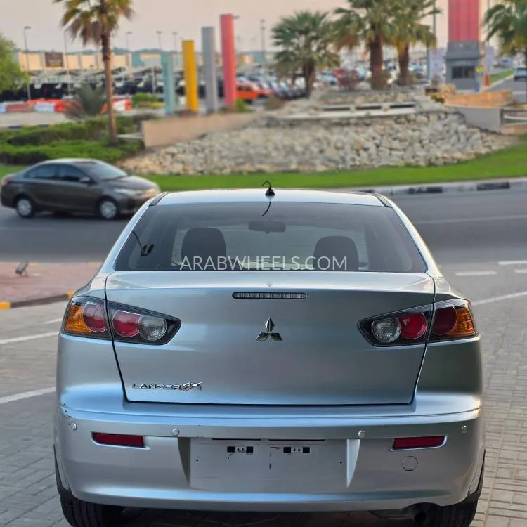 ميتسوبيشي لانسر 2014 for Sale in الشارقة Image-15
