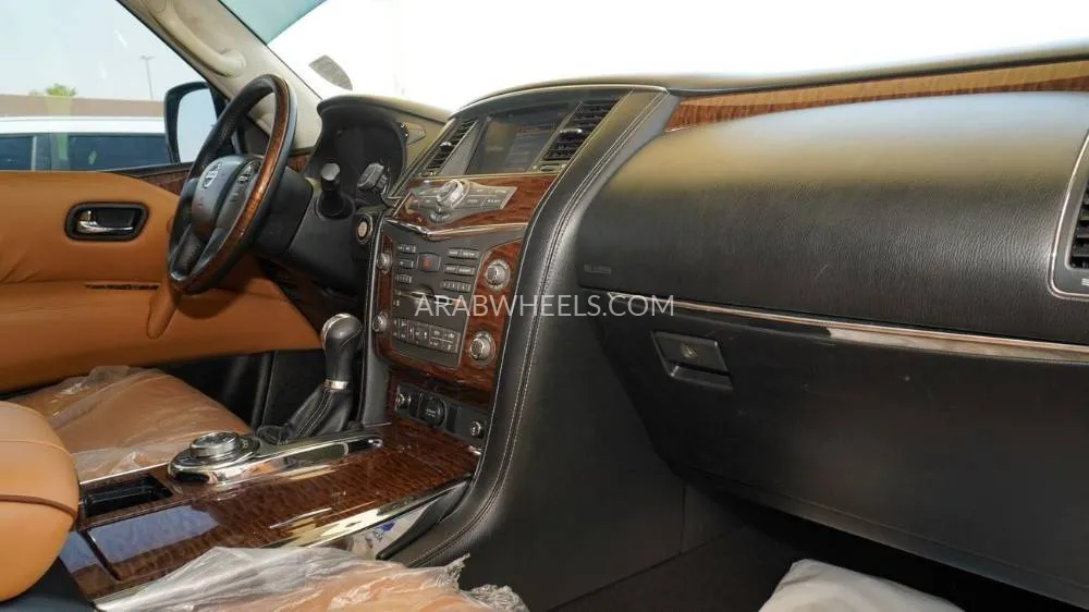 Nissan Patrol 2016 for Sale in Sharjah Image-13