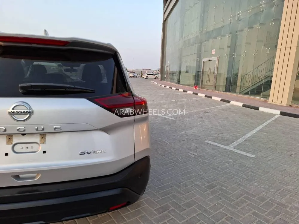 Nissan Rogue 2021 for Sale in Ajman Image-18