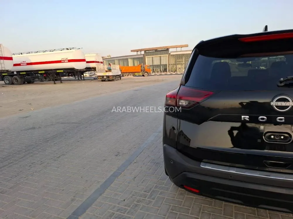 Nissan Rogue 2023 for Sale in Ajman Image-15