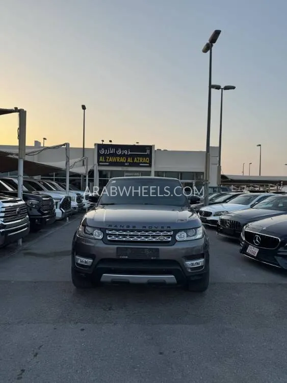 Land Rover Range Rover Sport 2015 for Sale in Sharjah Image-2