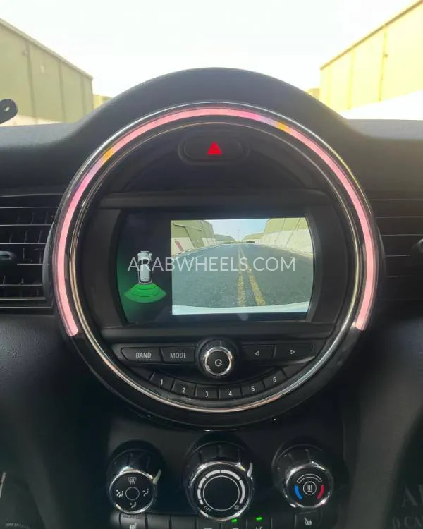 ميني كوبر 2020 for Sale in أم القيوين Image-7