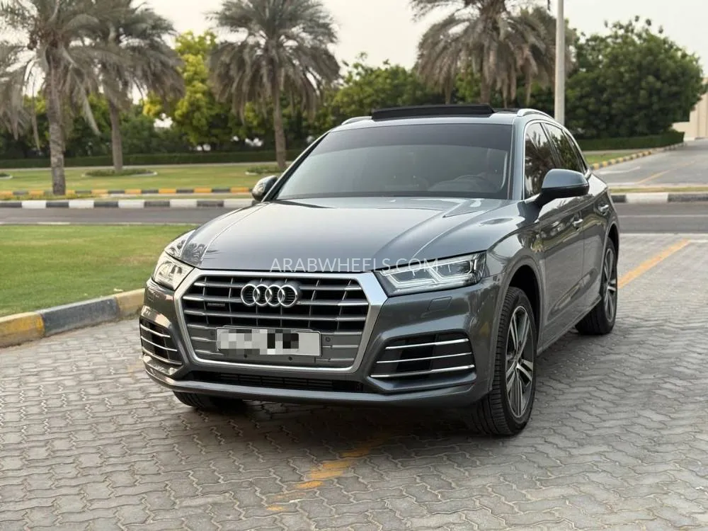 Audi Q5 2019 for Sale in Sharjah Image-3