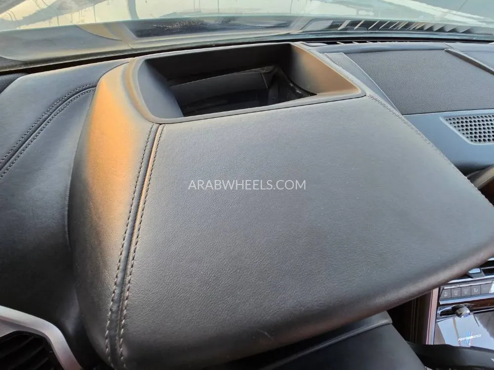 بي إم دبليو الفئة الثامنة 2019 for Sale in دبي Image-11