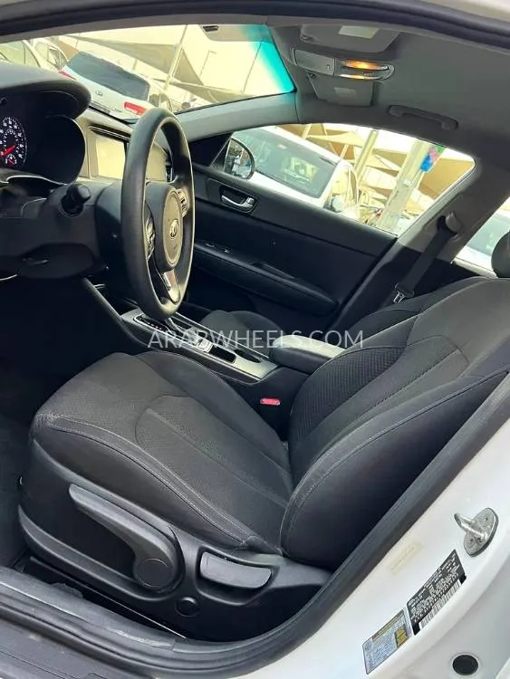 Kia Optima 2018 for Sale in Sharjah Image-5