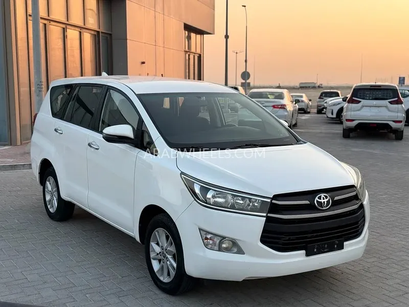 Toyota Innova 2020 for Sale in Abu Dhabi Image-1