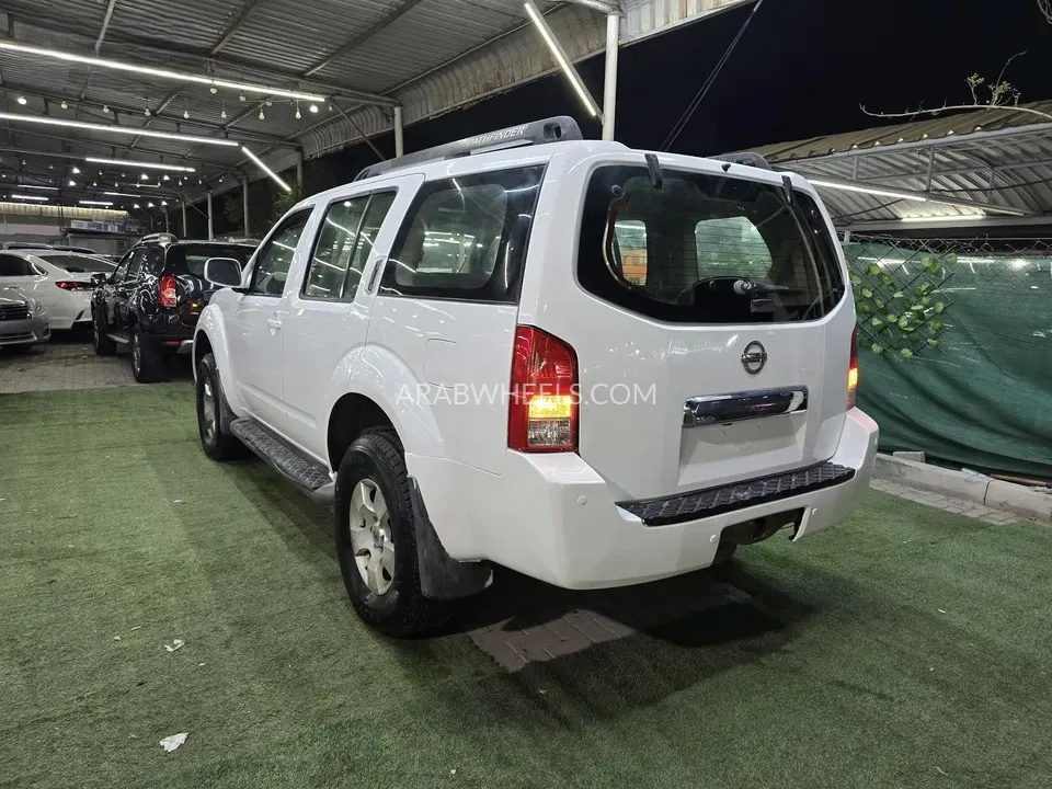 Nissan Pathfinder 2006 for Sale in Ajman Image-6