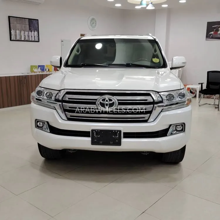 Toyota Land Cruiser 2020 for Sale in Sharjah Image-2