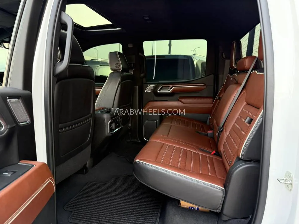 جي إم سي سييرا 2023 for Sale in أبو ظبي Image-8