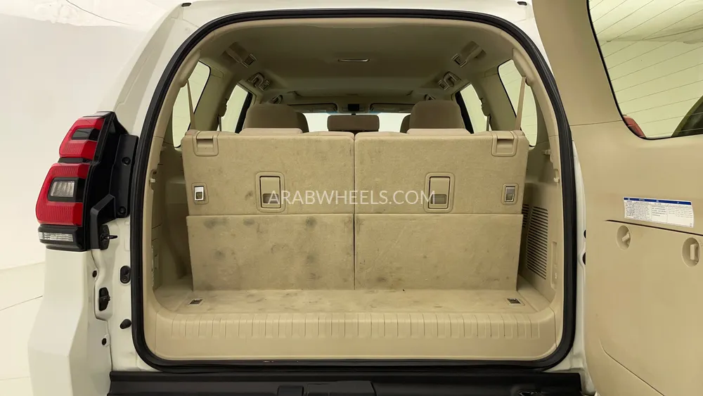 Toyota Land Cruiser Prado 2022 for Sale in Dubai Image-27